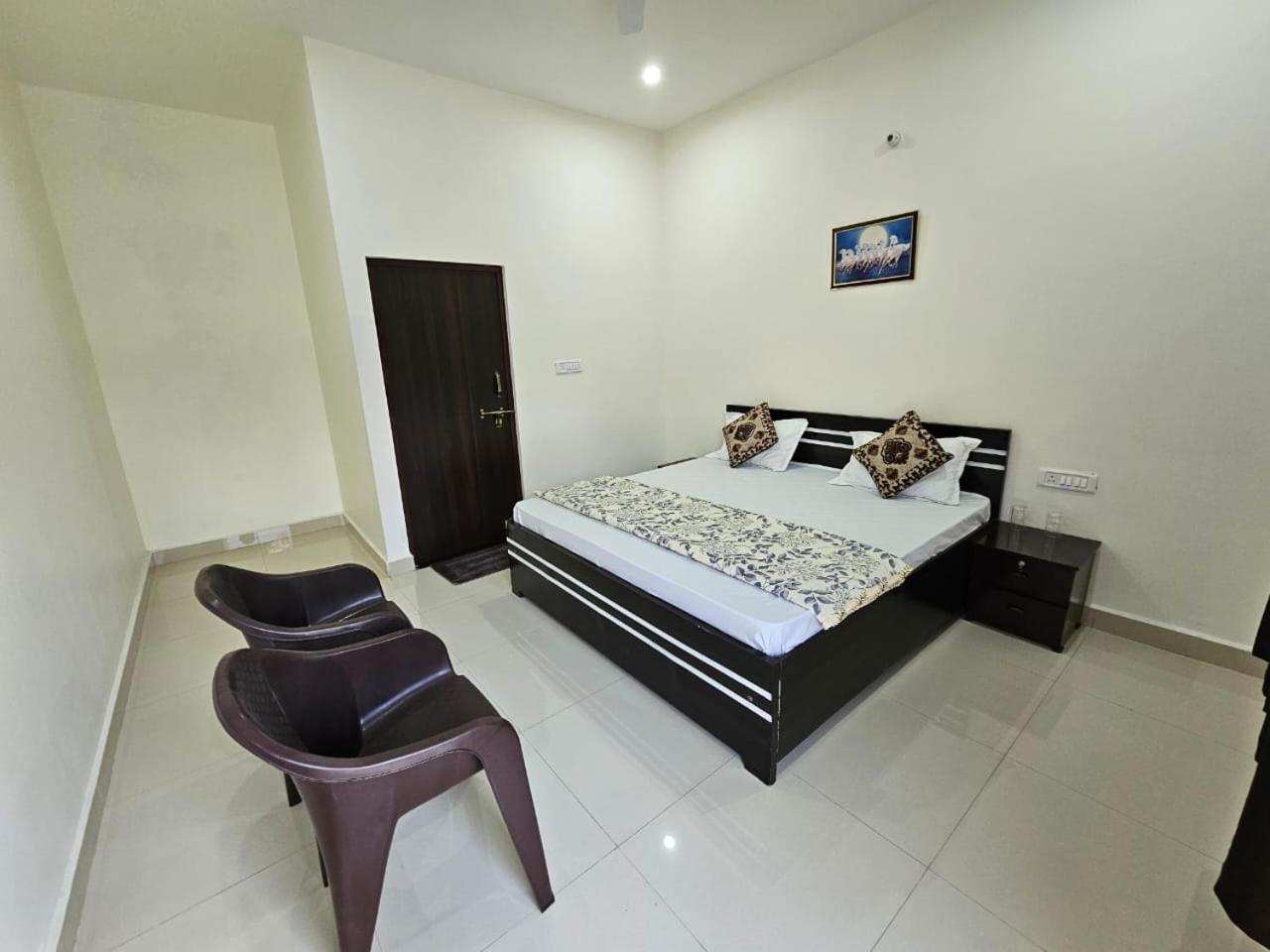 Govind Resort Mathura Exterior foto
